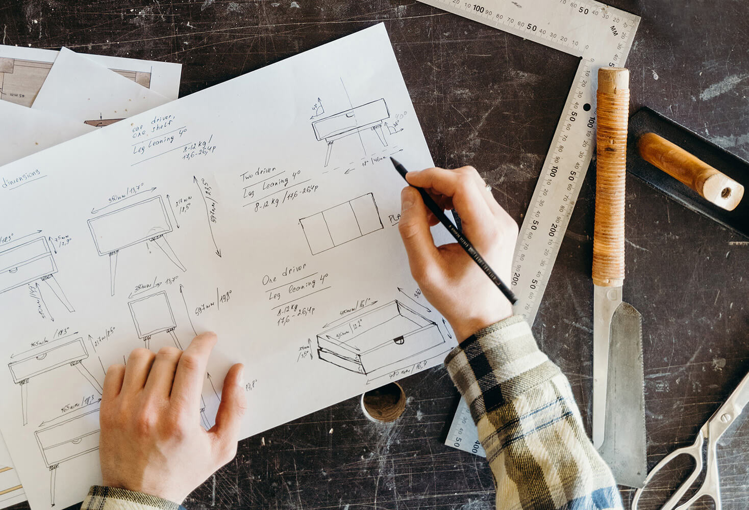 Crafting Your Dream Home: Expert Tips for Designing Custom Furniture